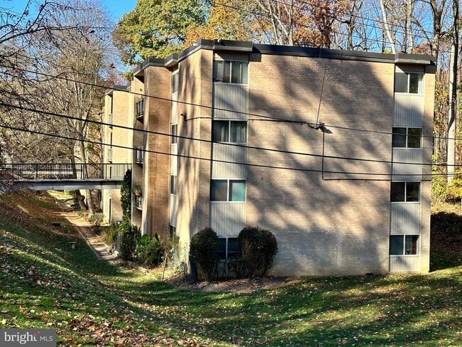 Photo - 5101 Crossfield Ct Unit 11