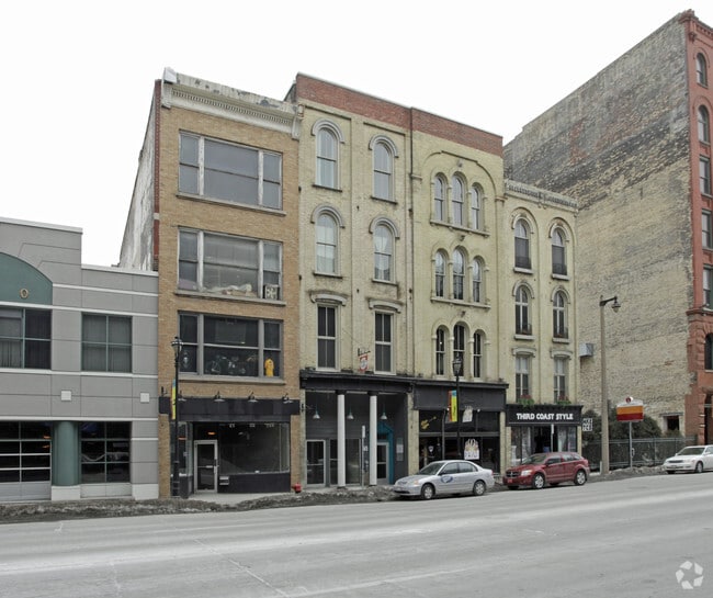 Photo - 522 N Water St Residential