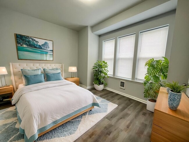 Photo - Remodeled Large 3bd/1 House with Rear yard!! Section 8 Welcome!!