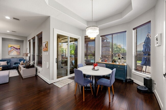 Building Photo - 25207 Summer Chase Dr