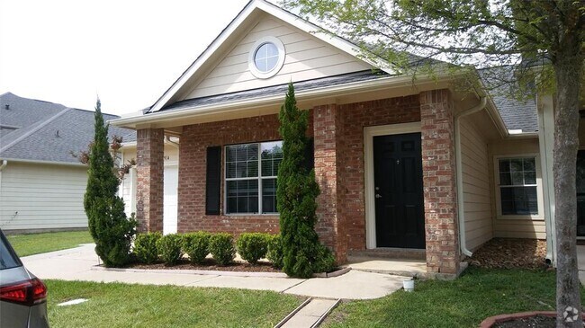 Building Photo - 20914 Sun Creek Dr Rental