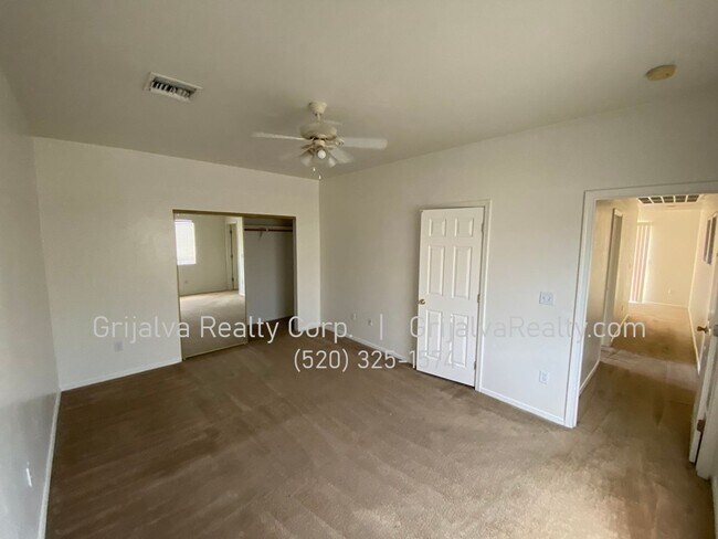 Photo - 1410 E Lee St Unit 02