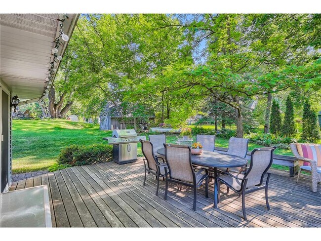 Photo - 3200 Frear Dr