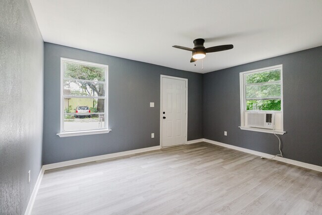 Photo - 114 Wilson St