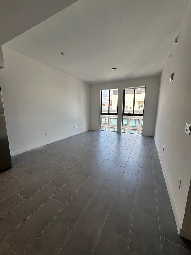 Photo - 1927 NW 3rd Ave Unit A2