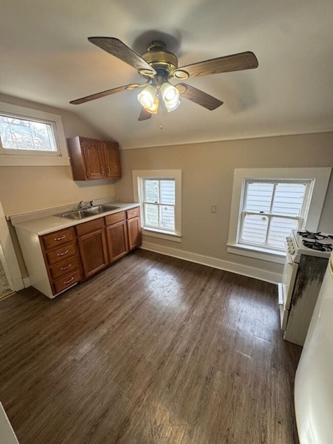 Photo - 619 3rd St Unit 1/2