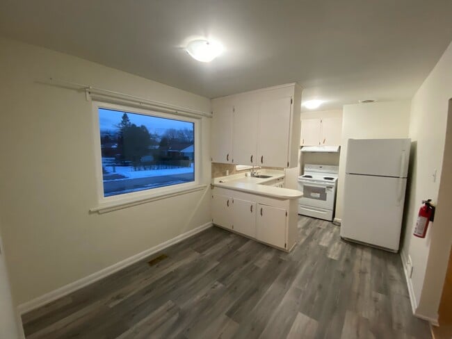 Photo - 16 Peking Rd