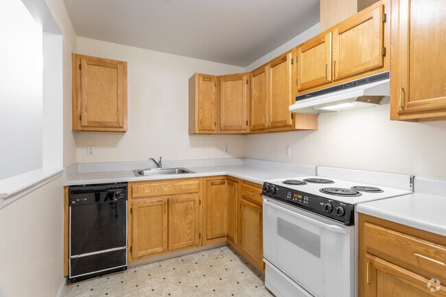 Typical 1 BR, 1 BA - Heritage Pointe - 55+ Senior Community