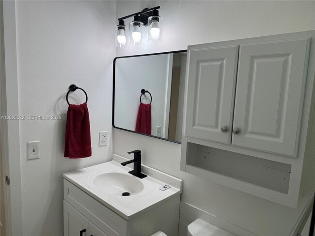 Photo - 4518 SW 33rd Ave Unit 2