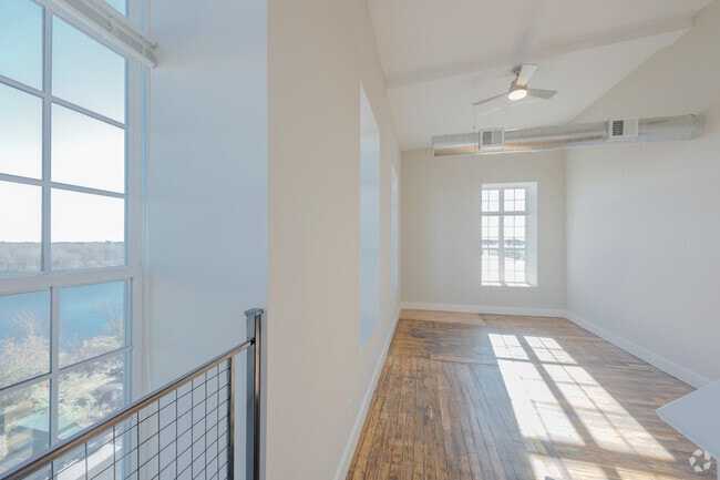 2BR, 1BA With Loft - 1,425SF