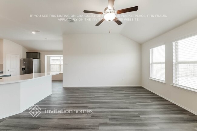 Photo - 417 Pollyann Trl