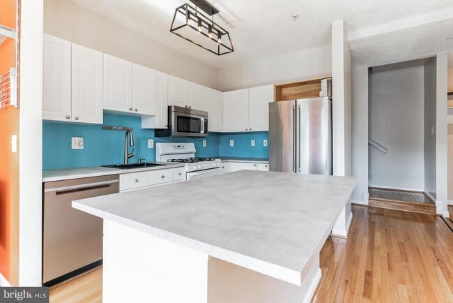 Photo - 11343 Aristotle Dr