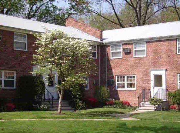 Plainfield Village - Plainfield Village Apartments