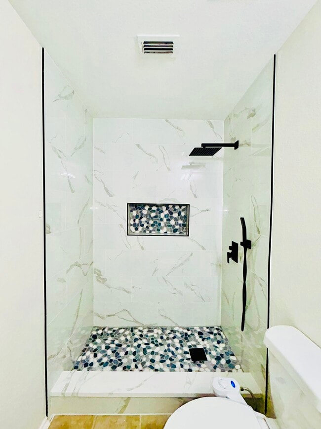 Photo - 8012 Wyoming Dr