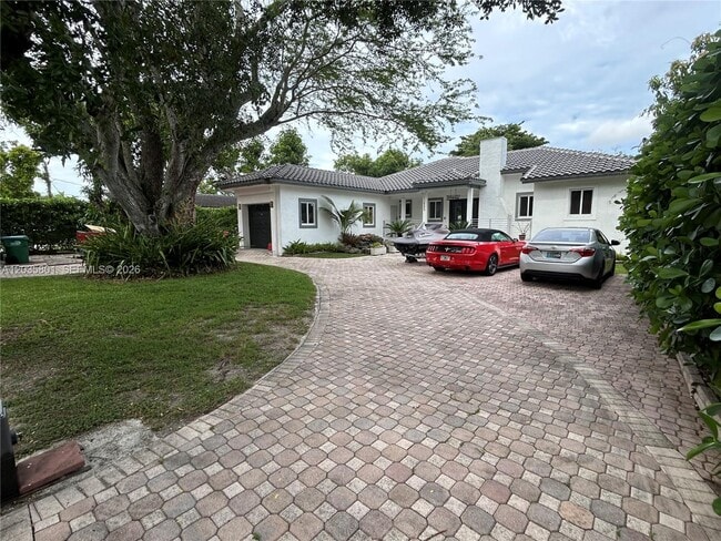 Photo - 12885 SW 77th Ave
