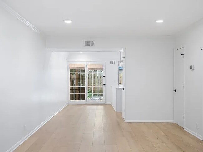 Photo - 5025 Hillsboro Pike