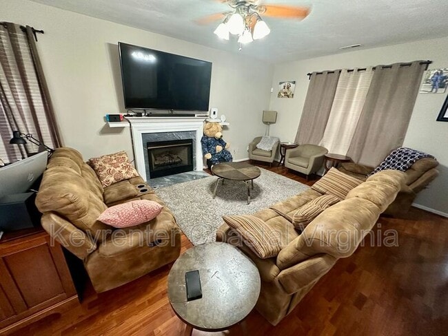 Photo - 106 Quail Run Ct