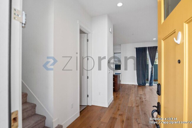 Photo - 8436 Compass Wy