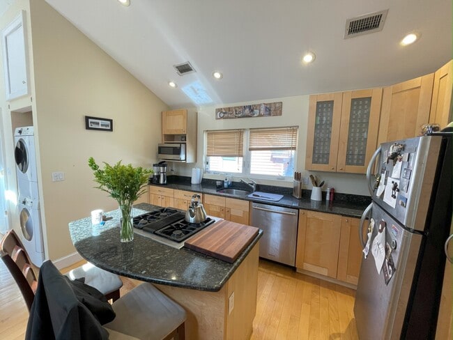 Photo - 19 Chandler St