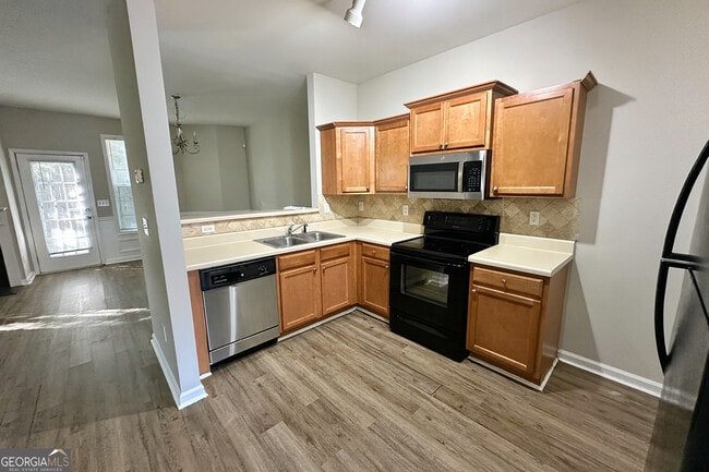 Photo - 4295 Youngstown Cir