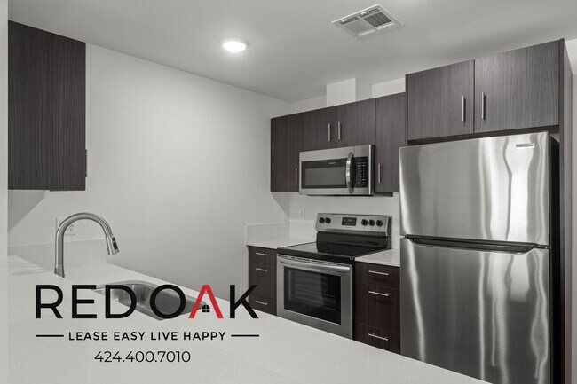 Photo - 218 S. Occidental-208 Unidad 208