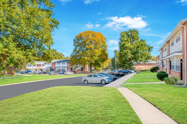 Photo - Crowders View Townhomes