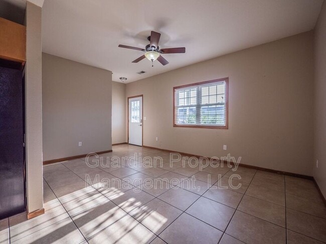 Photo - 506 N Buchanan St