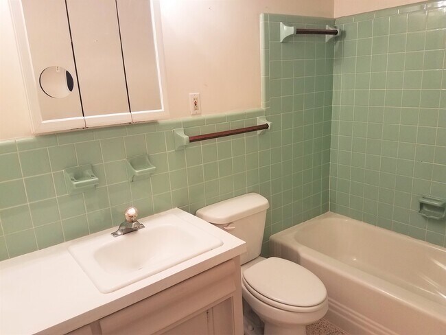 Photo - 2155 Wood St Unit A-26