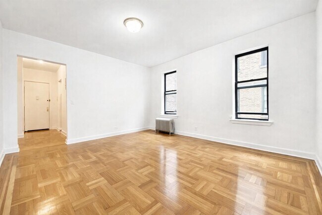 Photo - 590 Fort Washington Ave Unit 4F