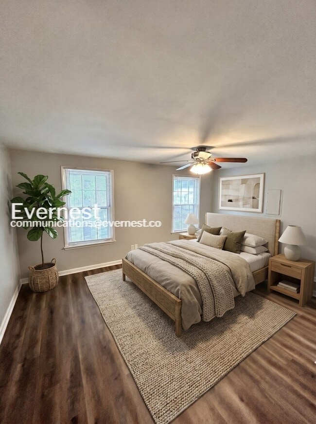 Photo - 208 Glenrose Ct