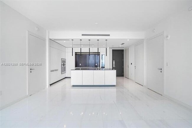 Photo - 300 Biscayne Blvd Way Unit 300 Biscayne Boulevard Way # 2906W