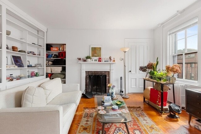 Building Photo - 86 Marlborough St Unit 8