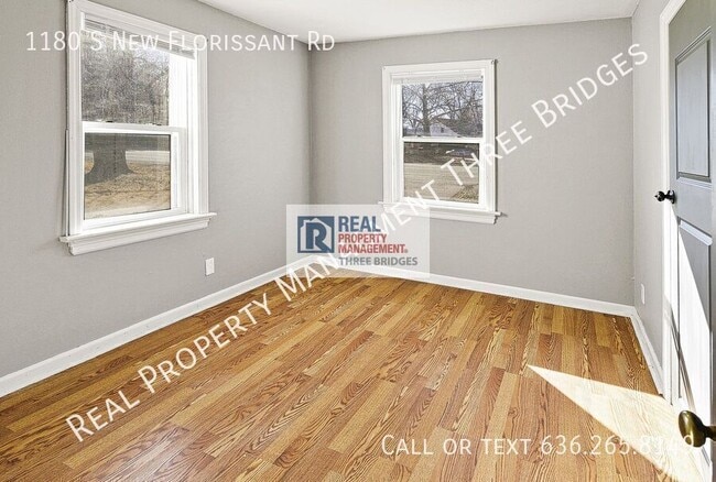 Photo - 1180 S New Florissant Rd