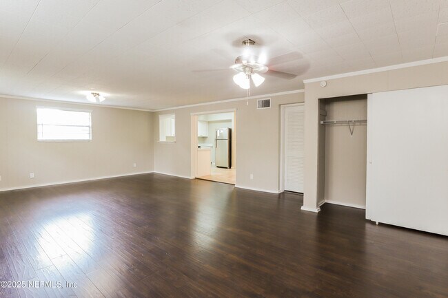 Photo - 11649 Cape Horn Ave