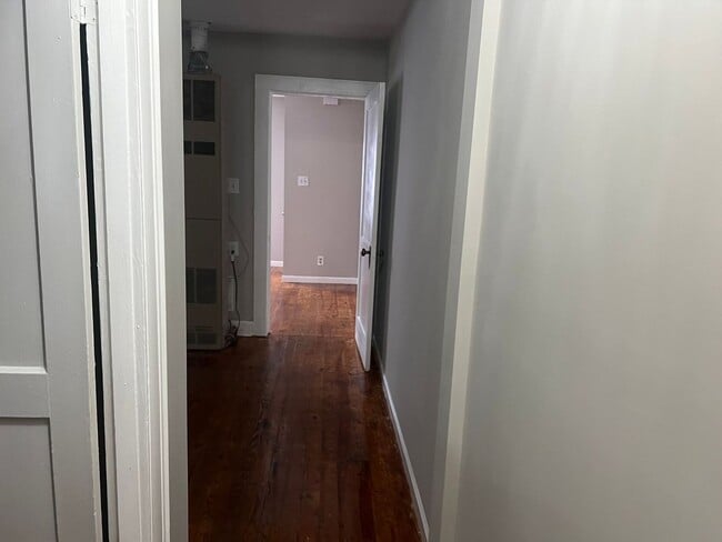 Photo - Pennsylvania633 Unit Apt. B