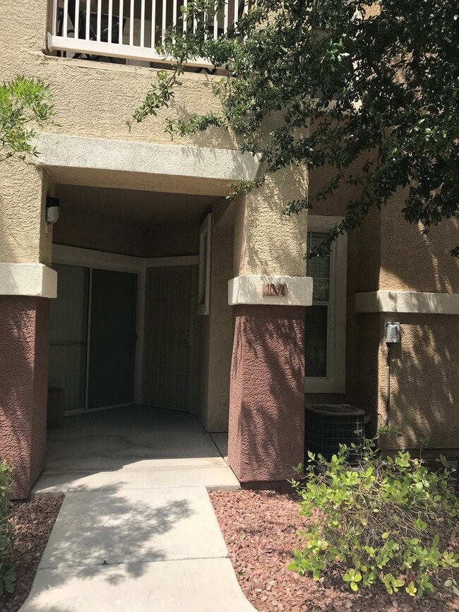 Photo - Beautiful 2bed 2bath Gated Community