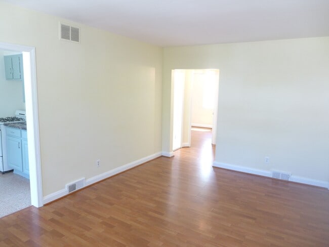 Building Photo - 1129 Gleneagle Rd Unit 2 Rental