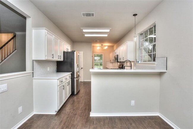 Photo - 2314 Falcon Dr