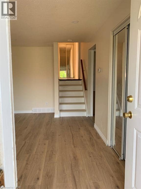 Photo - 86 Belwood Crescent