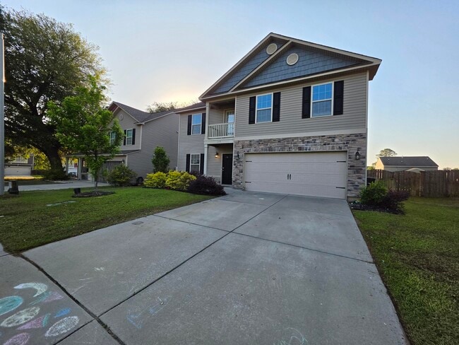 Photo - 147 Niblick Dr