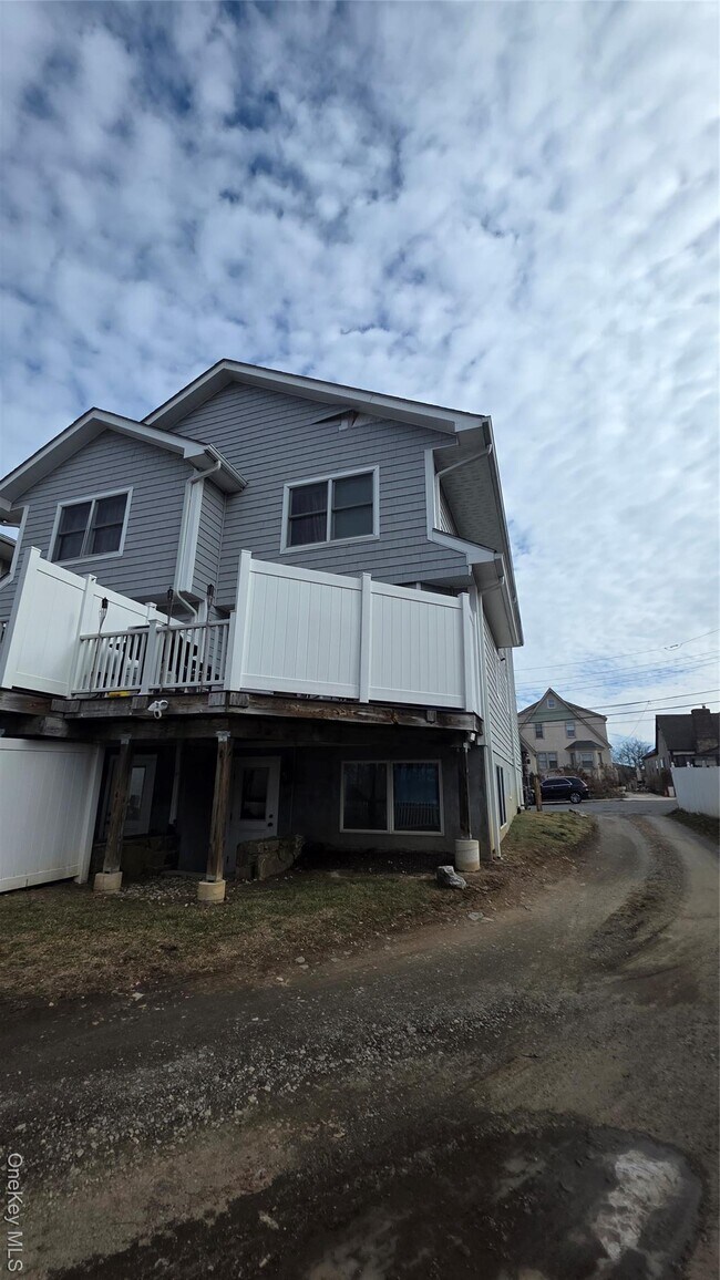 Photo - 65 Gibson Pl