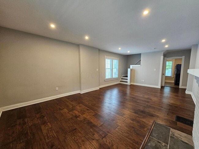 Photo - 1062 Scott St