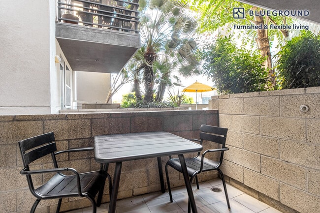 Photo - 375 N La Cienega Blvd Unidad FL2-ID223