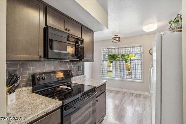 Photo - 13046 Wildwood Dr