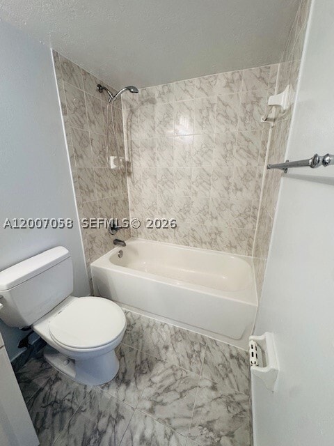 2425 NE 135th St Unit 505