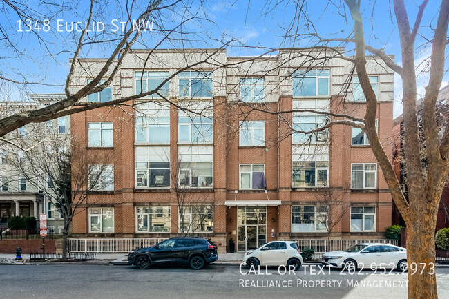 Photo - 1348 Euclid St NW House