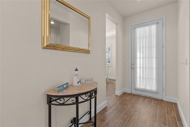 Photo - 1937 Scarlett Ave