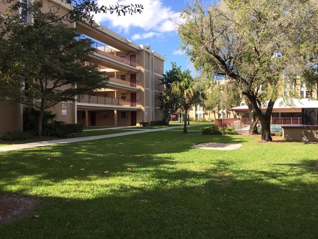 Coral Haven Apartments - Coral Haven Apartments