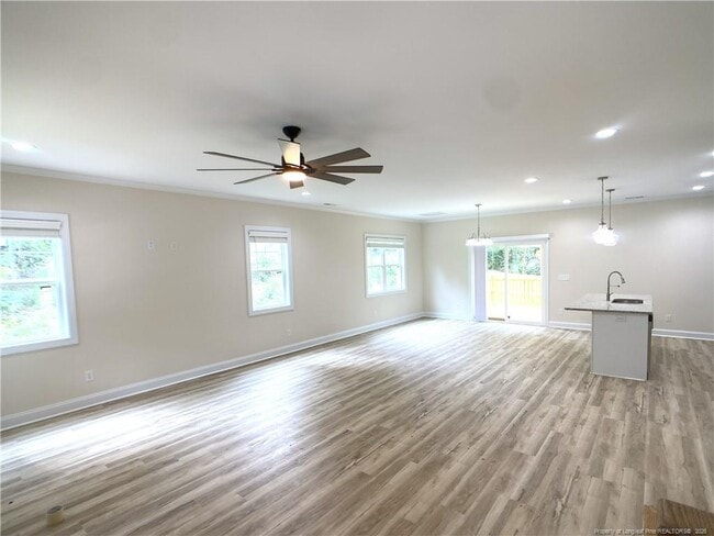 Photo - 2421 Colgate Dr
