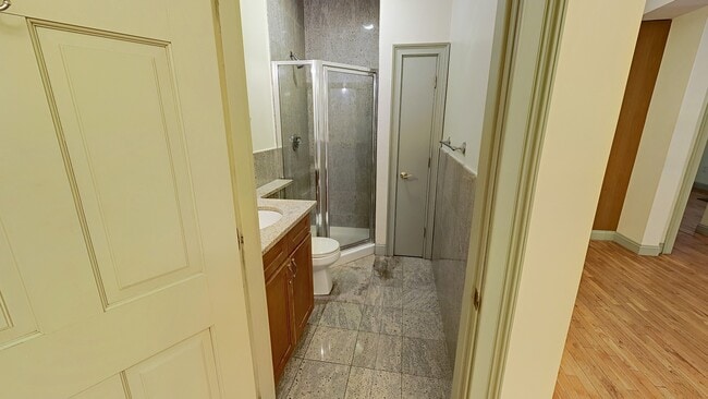 Photo - 531 Newbury St Unit 1